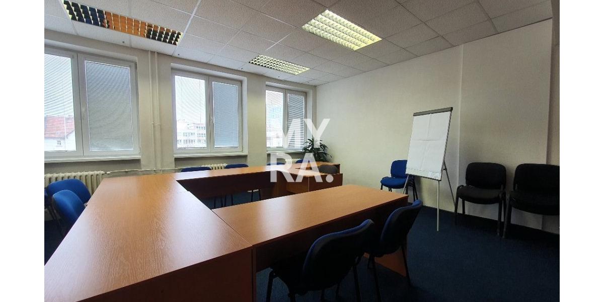 Kancelárie od 15m2 po 35m2 v Starom meste na Prenájom