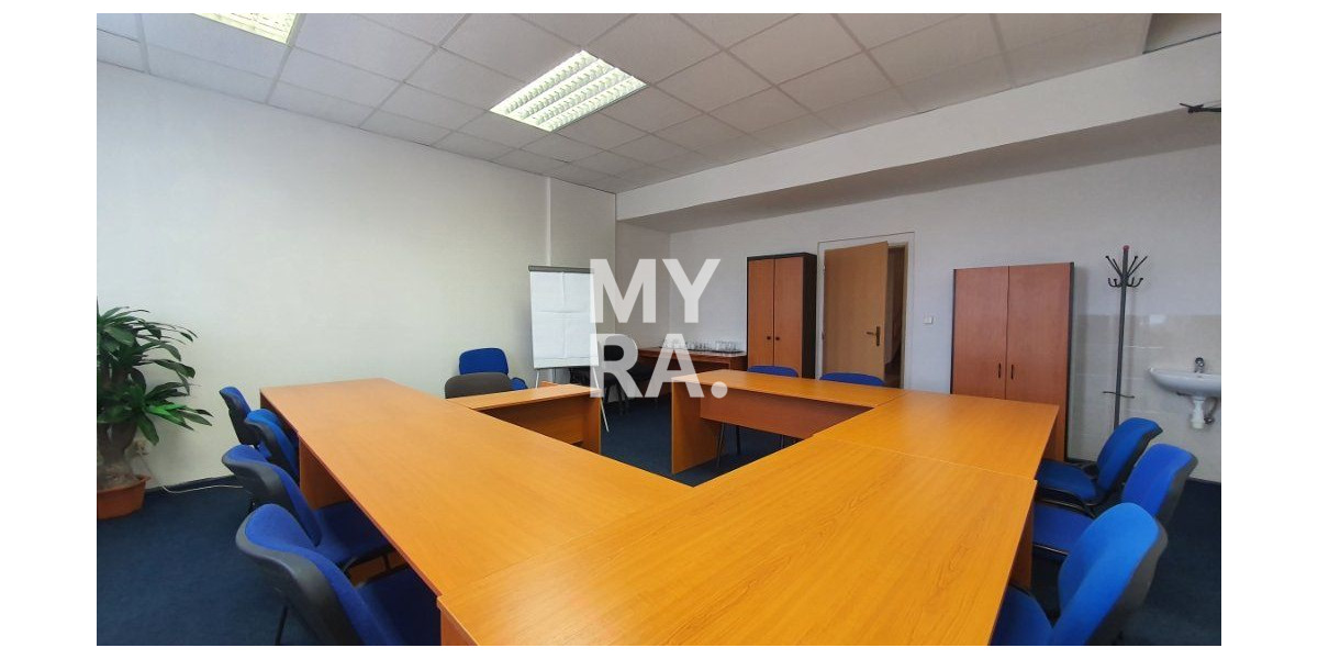 Kancelárie od 15m2 po 35m2 v Starom meste na Prenájom