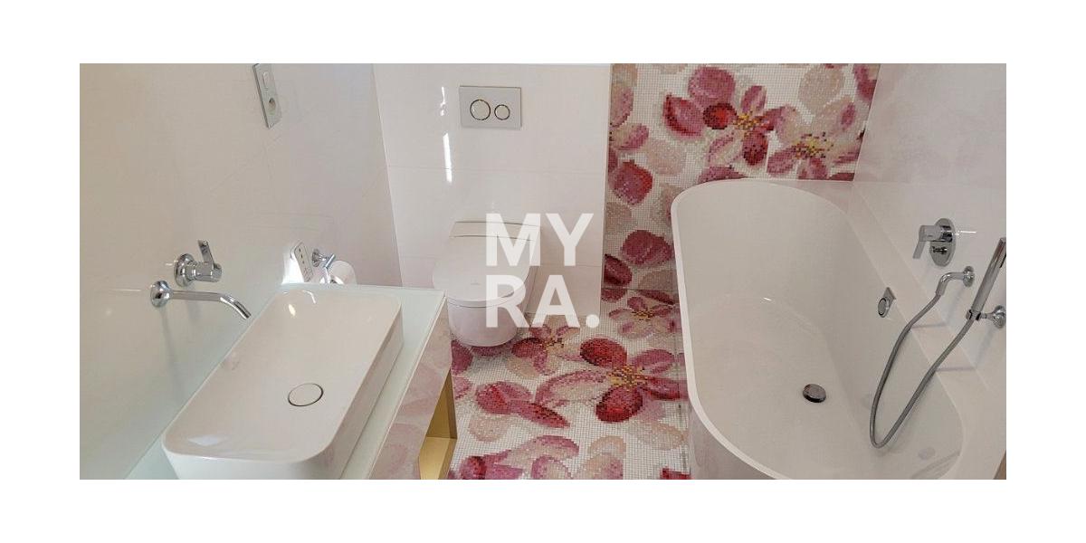 Dom s terasou v pokojnej časti Myslavy, garáž pre dve autá, záhrada