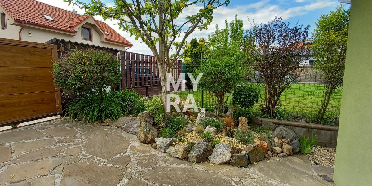 Exkluzívny 5 izbový rodinný dom v MČ Barca