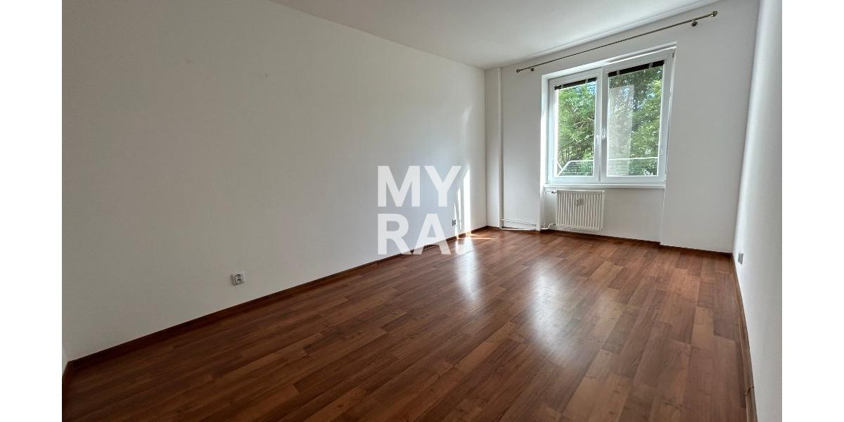 NA PRENÁJOM / 2-izbový byt, 54 m2, Pavlovičovo námestie, centrum mesta Prešov