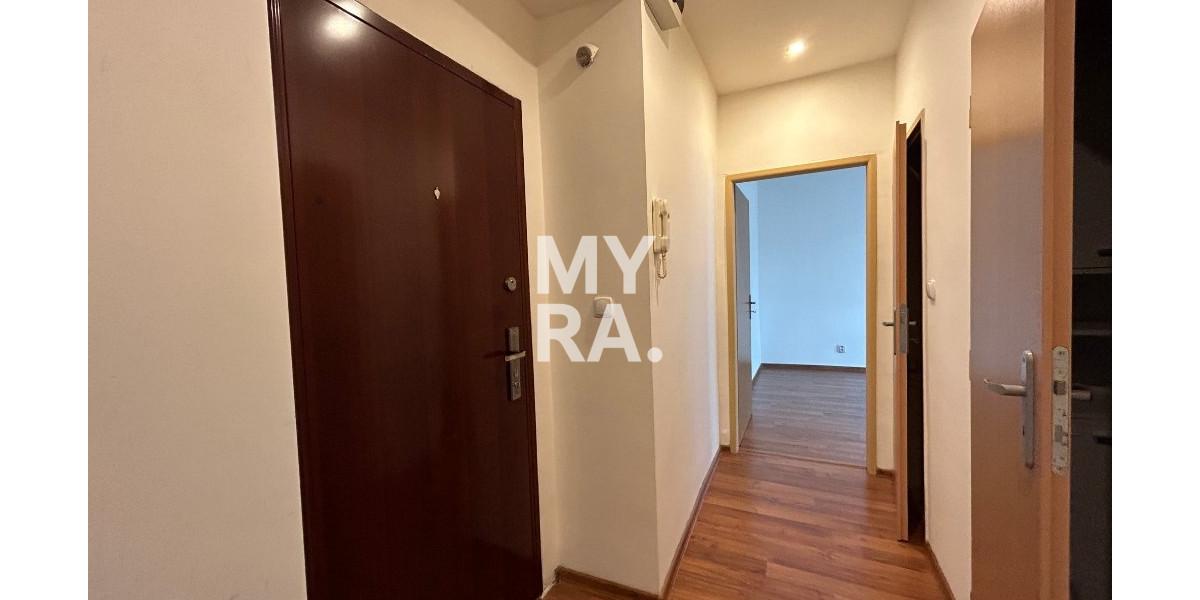 NA PRENÁJOM / 2-izbový byt, 54 m2, Pavlovičovo námestie, centrum mesta Prešov