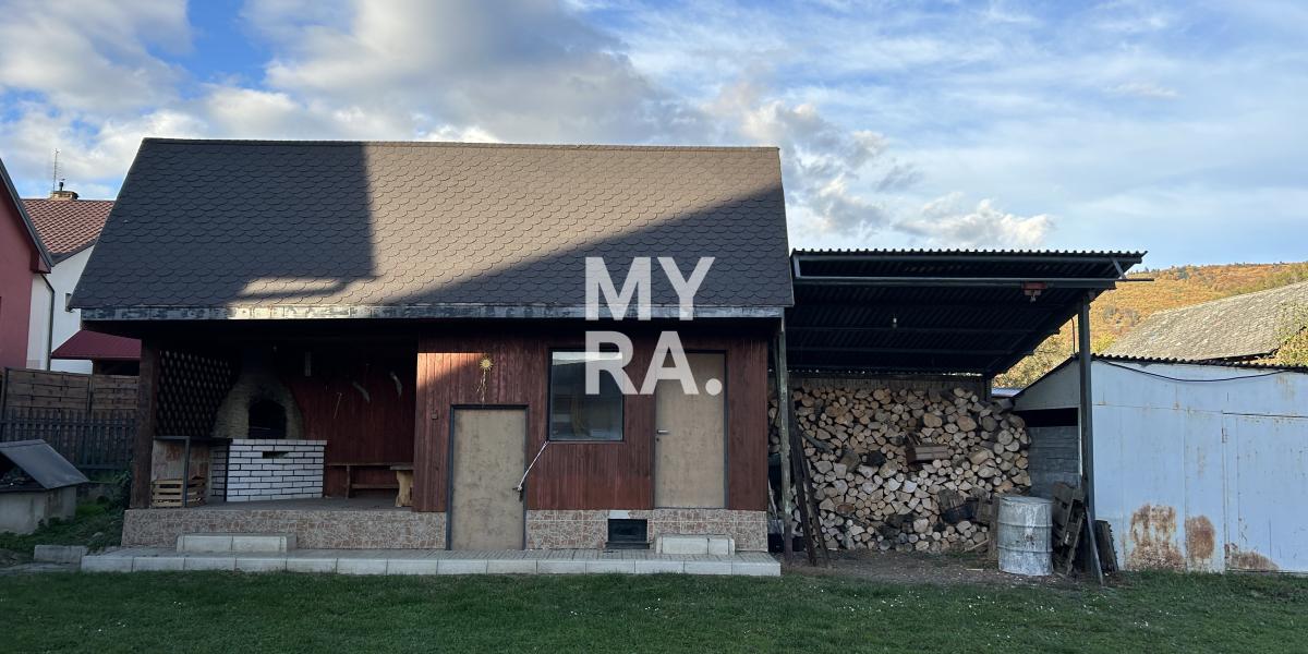 Samostatne stojaci rodinný dom s obytným podkrovím, Jakubovany