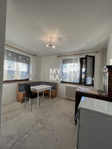 Samostatne stojaci rodinný dom s obytným podkrovím, Jakubovany