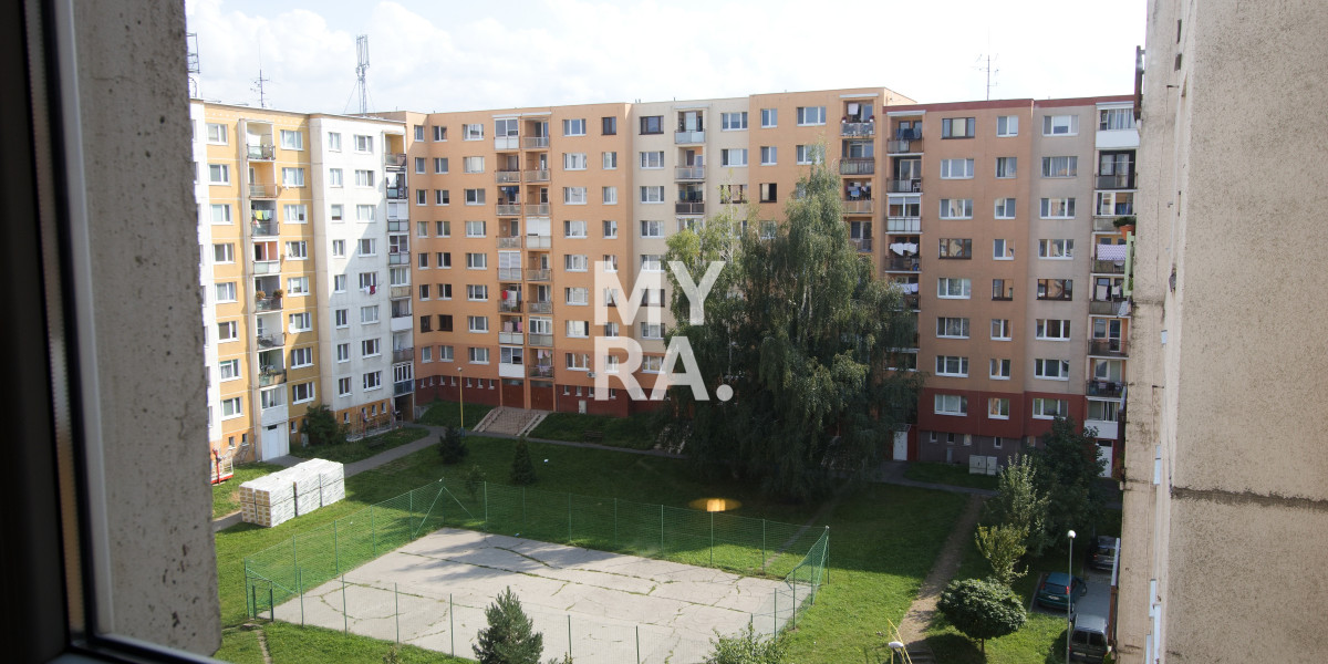 PREDAJ / priestranný 3 izb. byt s veľkou loggiou, 78 m2, Prešov  PREDANÝ !