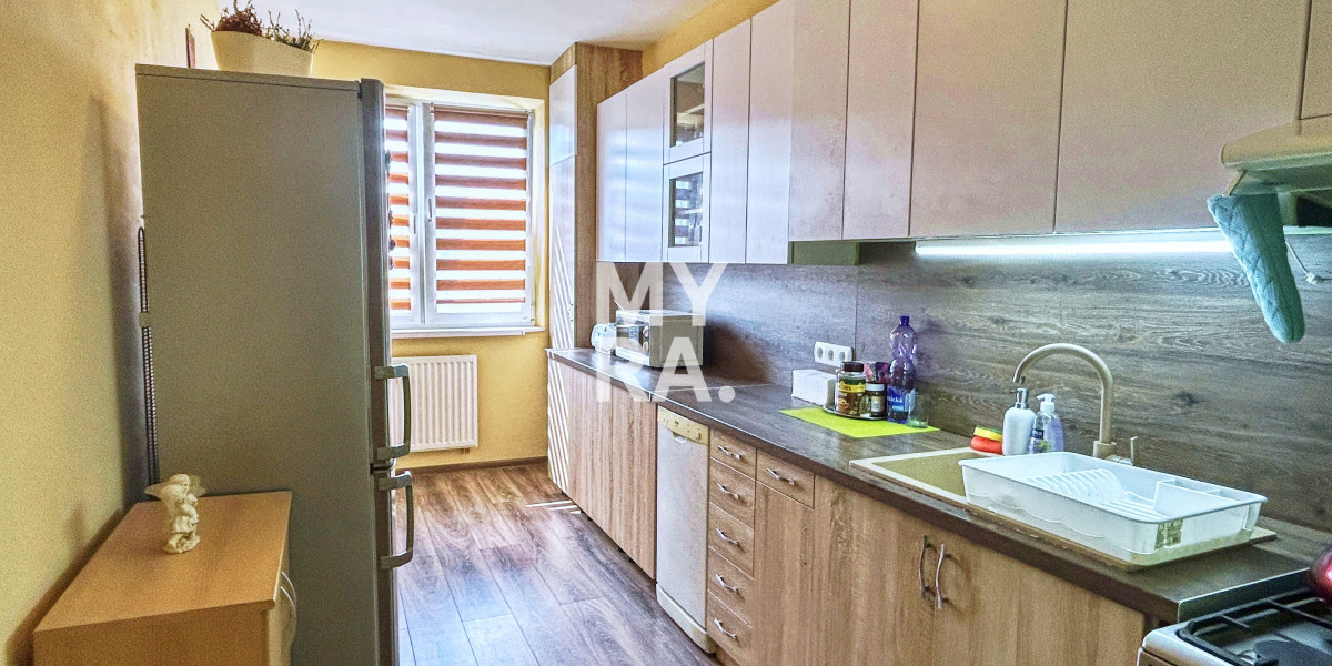 PREDAJ / priestranný 3 izb. byt s veľkou loggiou, 78 m2, Prešov  PREDANÝ !