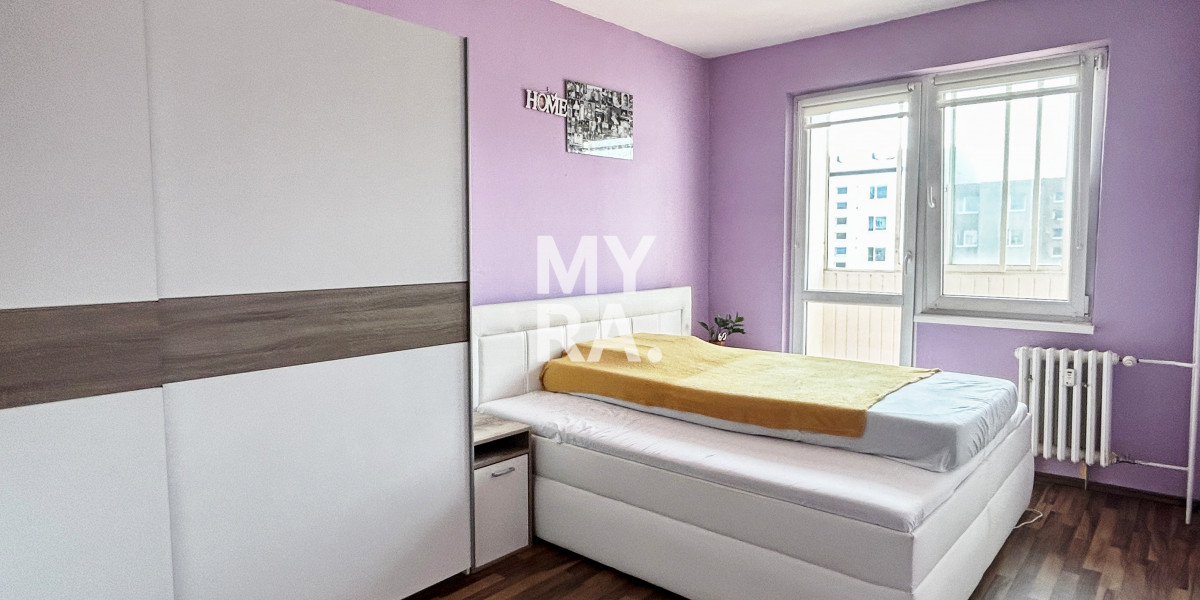 PREDAJ / priestranný 3 izb. byt s veľkou loggiou, 78 m2, Prešov  PREDANÝ !