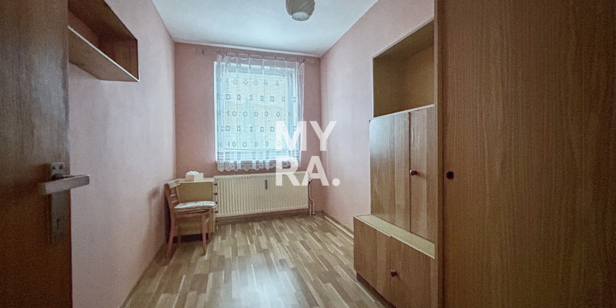 REZERVOVANÝ / Na predaj 4-izbový byt, Dubová ul., Prešov - sídl. Sekčov