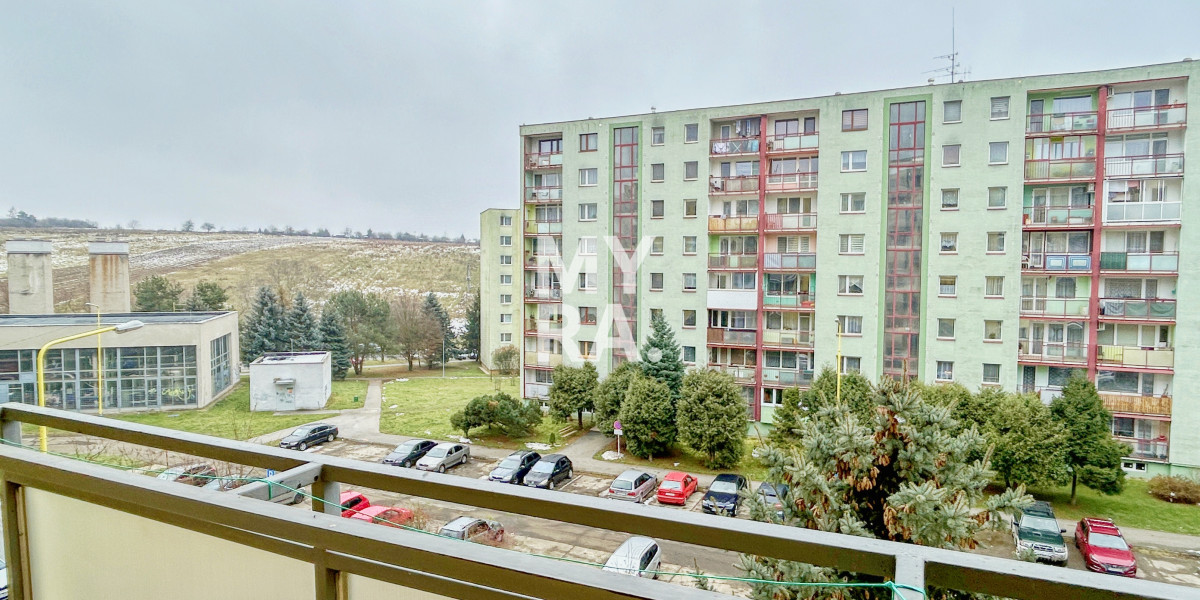 REZERVOVANÝ / Na predaj 4-izbový byt, Dubová ul., Prešov - sídl. Sekčov