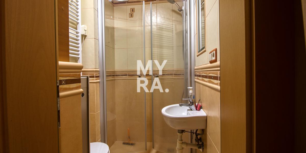 PREDAJ 6 izb. RD s bazénom / Prešov - Záborské