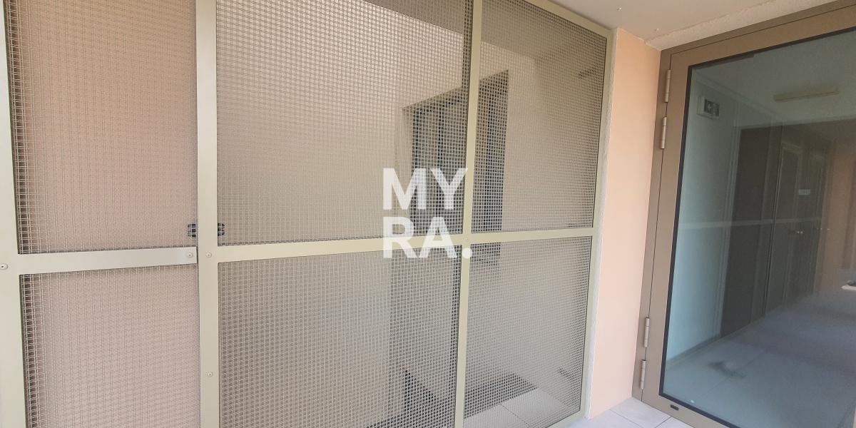 3 izbový byt v novostavbe s loggiou. Podlahové kúrenie a stropné chladenie.