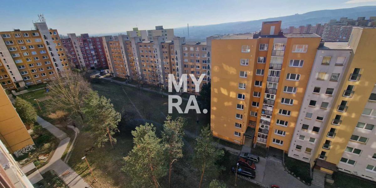 1. izb. byt na prenájom, zariadený