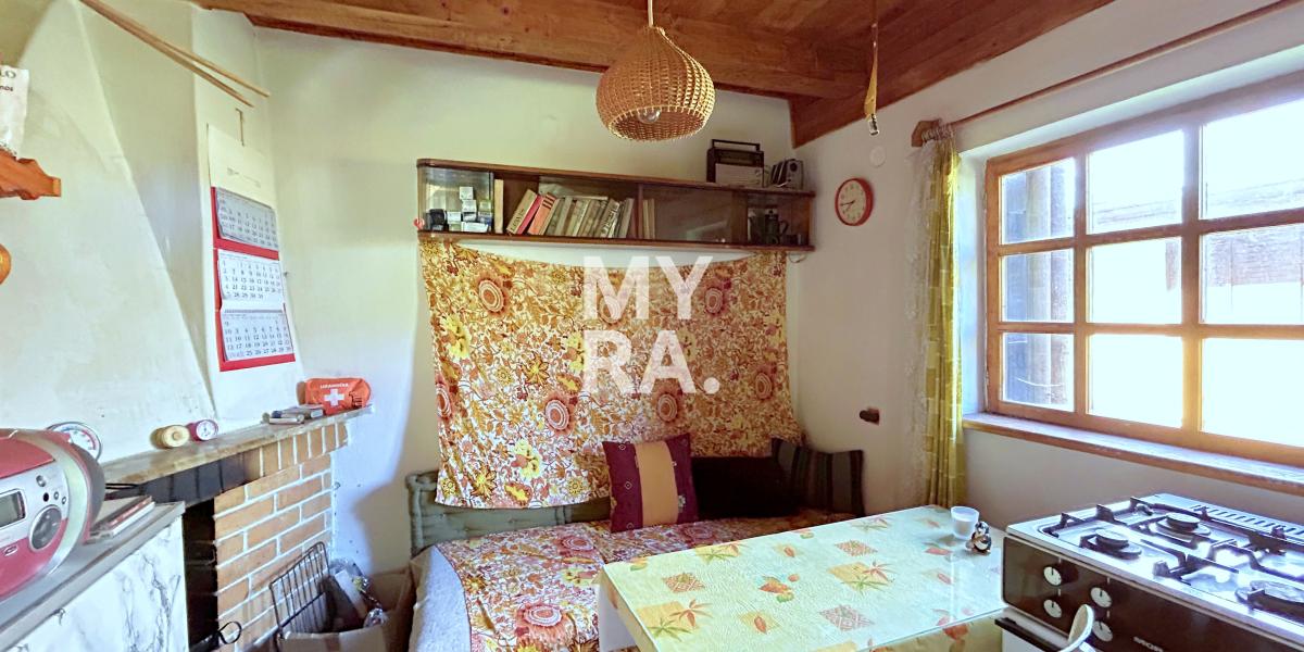PREDAJ | Murovaná chata, podpivničená | Prešov - Cemjata