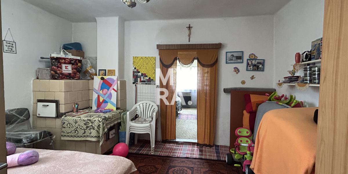 PREDAJ / starší rodinný dom s pozemkom 1950 m2 / Široké