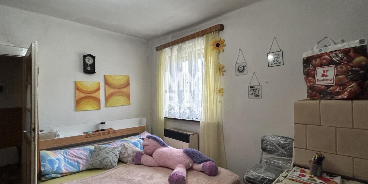 PREDAJ / starší rodinný dom s pozemkom 1950 m2 / Široké