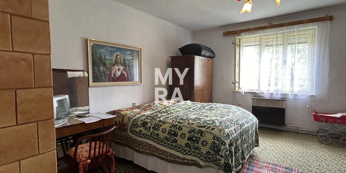 PREDAJ / starší rodinný dom s pozemkom 1950 m2 / Široké