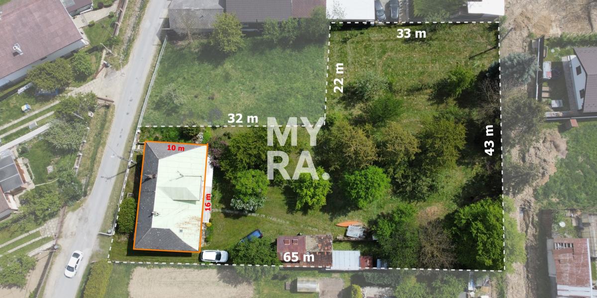 PREDAJ / starší rodinný dom s pozemkom 1950 m2 / Široké