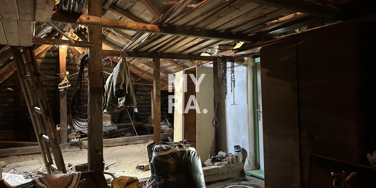 PREDAJ / starší rodinný dom s pozemkom 1950 m2 / Široké