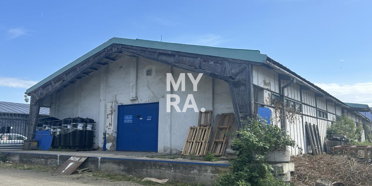 PRENÁJOM / výrobno-skladovací areál 890 m2 / Prešov