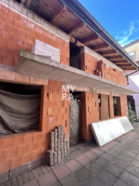 PREDAJ / historickej budovy Weberovho domu v Prešove