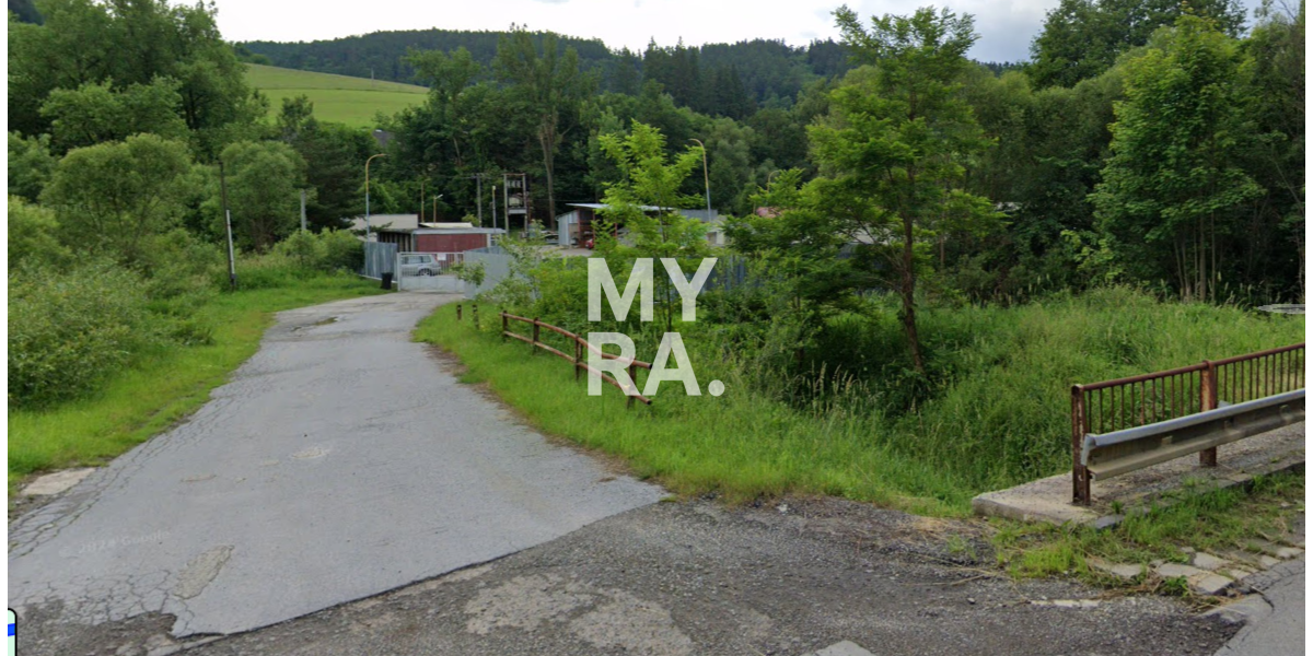 NA PREDAJ priemyselný areál o veľkosti 7000 m2 v obci Fričovce, neďaleko D1 diaľnica