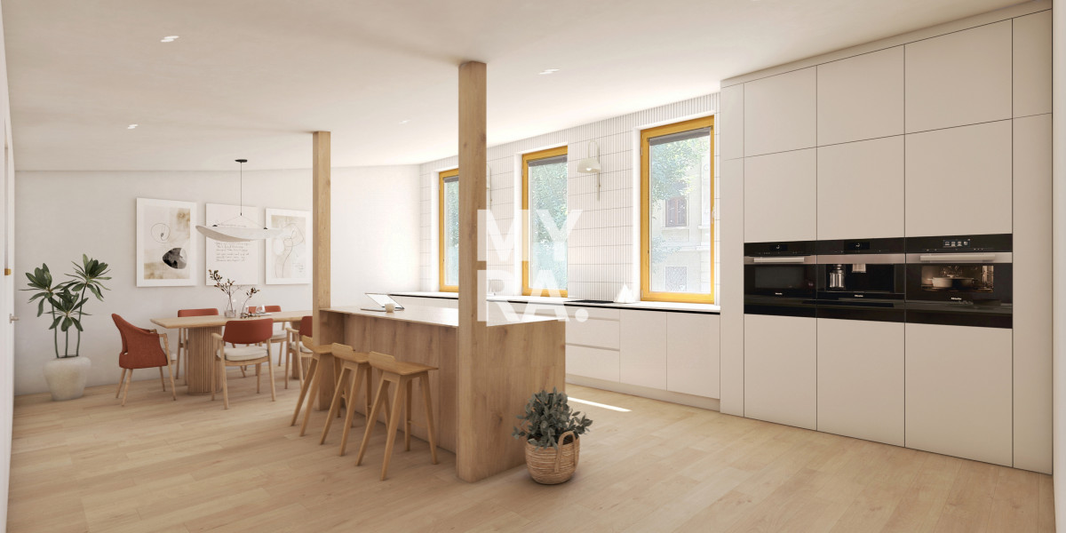 Rodinný dom so záhradou v centre mesta, tichá lokalita - Karpatská ulica, 5 izieb, dvojgaráž, 4 parkovacie miesta.