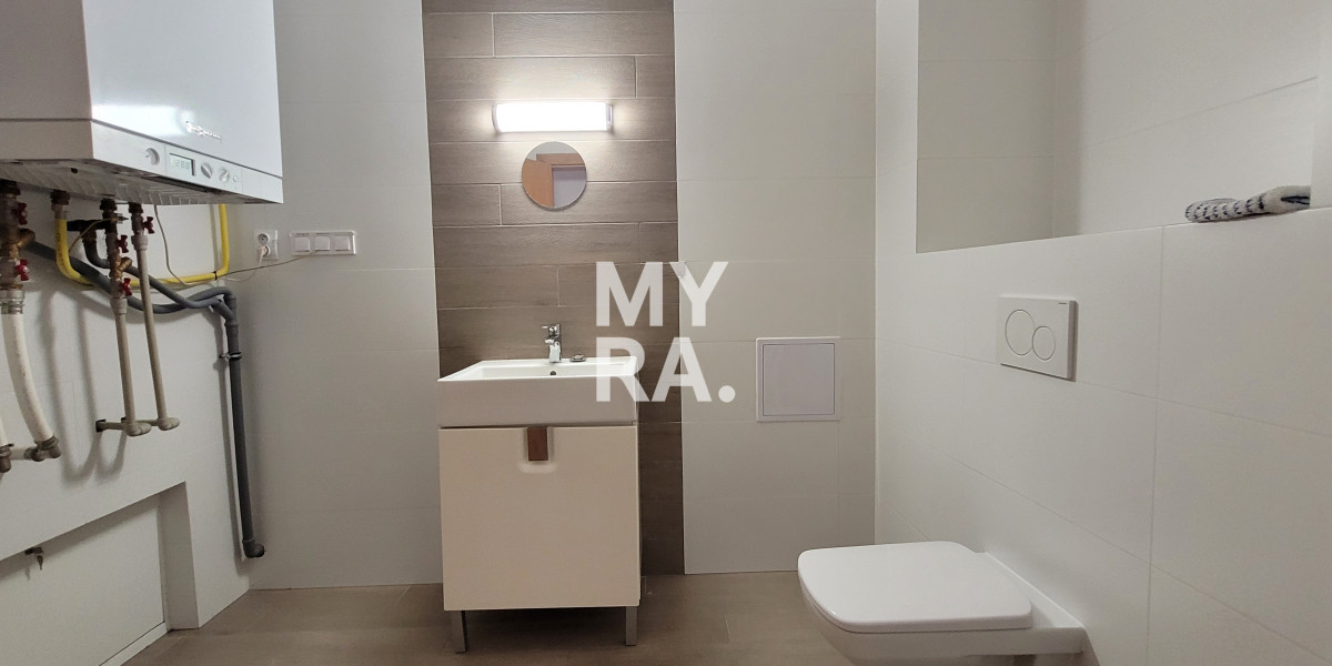 Nebytový priestor, prízemie, 2x parkovanie, 94 m2, klimatizácia, Baštová ulica, centrum mesta