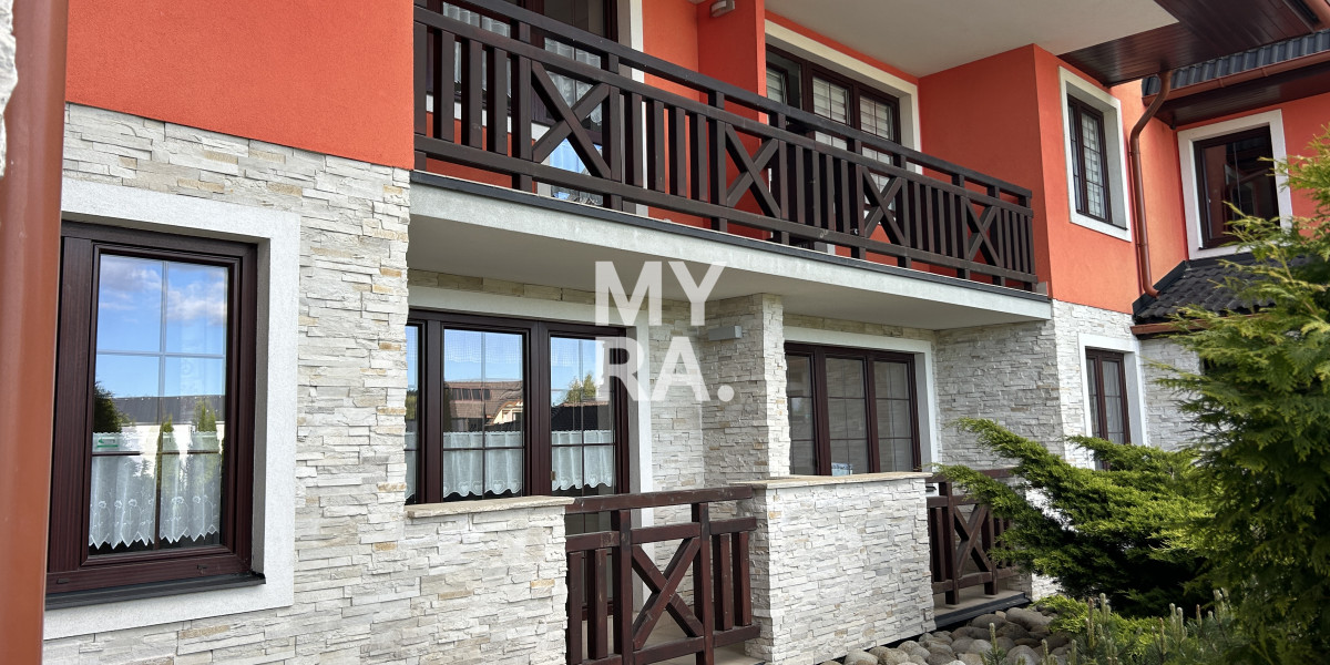 PRENÁJOM / 4-izbový mezonet 133 m2 s dvoma balkónmi / Vysoké Tatry