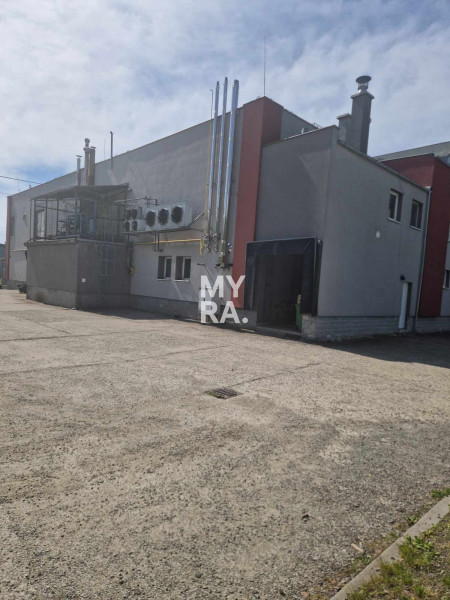 Exkluzívne - prevádzková budova vo vlastnom areáli