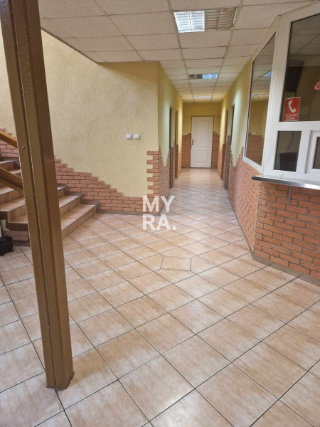 Exkluzívne - prevádzková budova vo vlastnom areáli