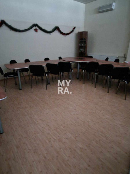 Exkluzívne - prevádzková budova vo vlastnom areáli