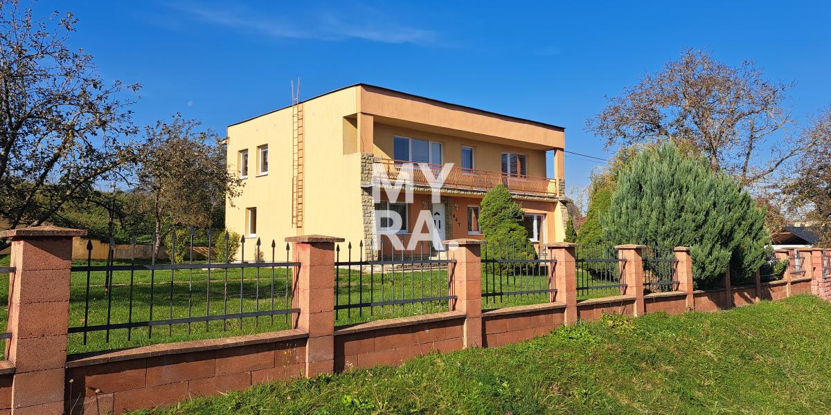 Dvojgeneračný Rodinný dom s pozemkom 2664m2 v obci Jarovnice