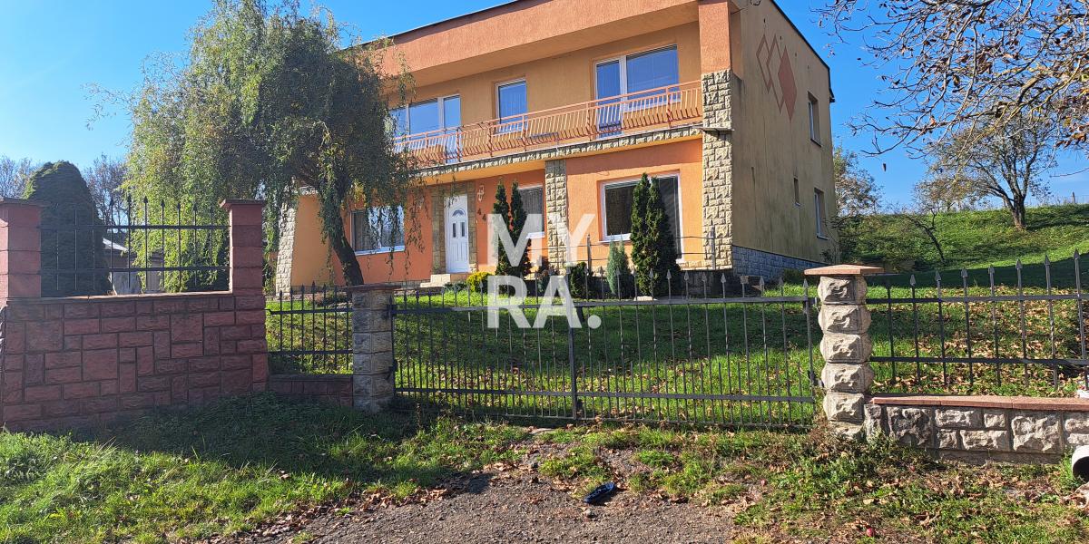 Dvojgeneračný Rodinný dom s pozemkom 2664m2 v obci Jarovnice