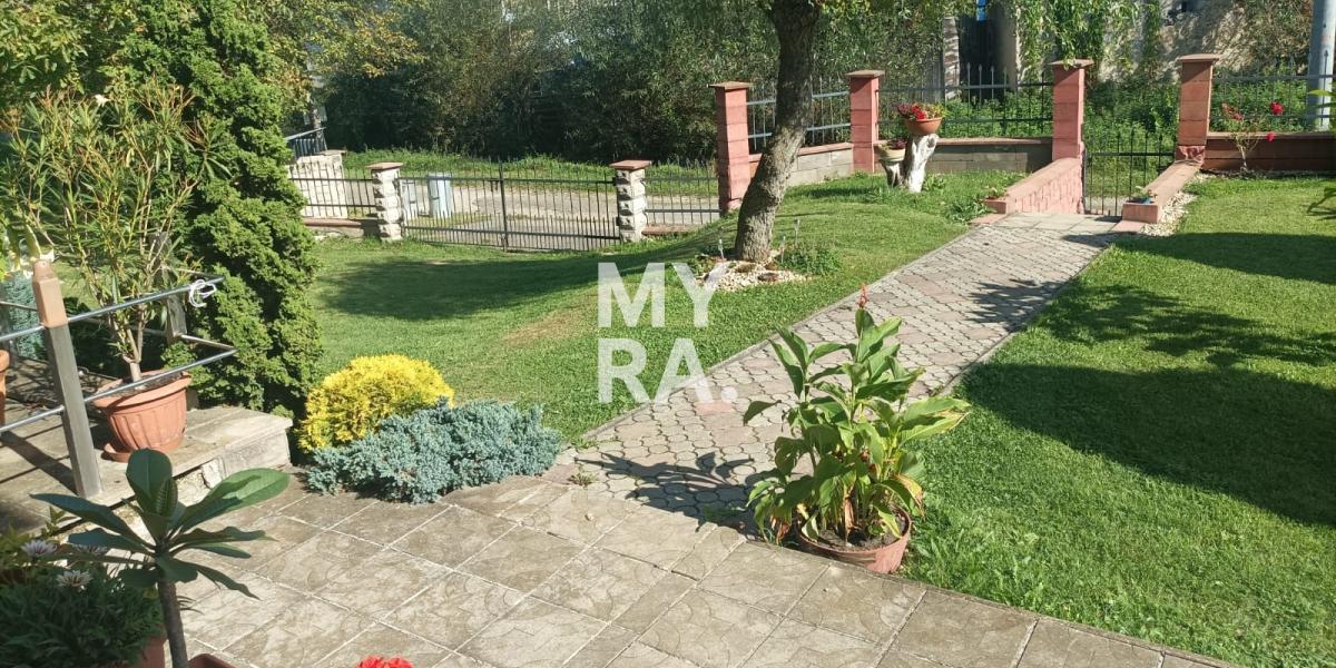 Dvojgeneračný Rodinný dom s pozemkom 2664m2 v obci Jarovnice