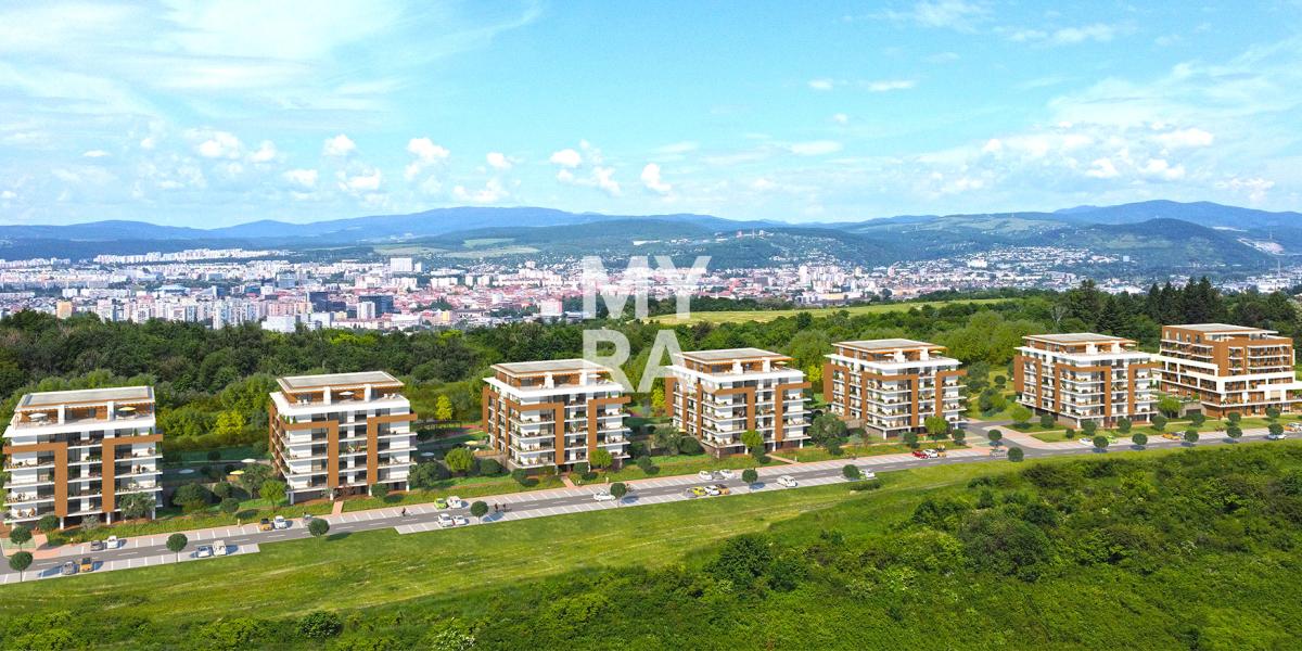 Priestranný 3-izbový byt v novostavbe, 2 x parking, komora a pivnica