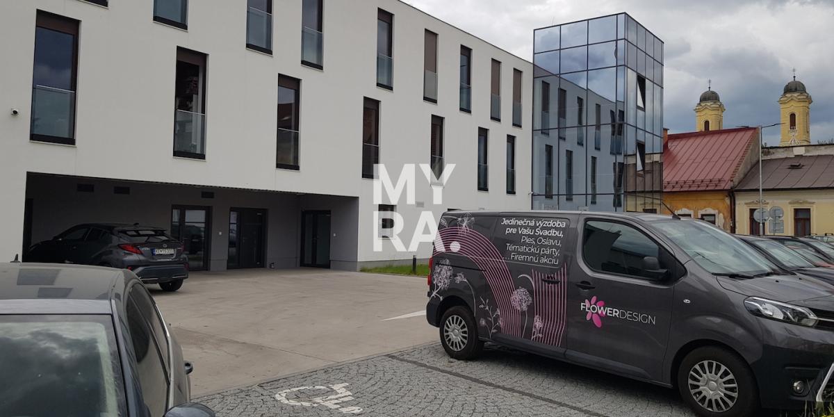 Prenájom malého obchodného priestoru na Dominikánskom nám. 6