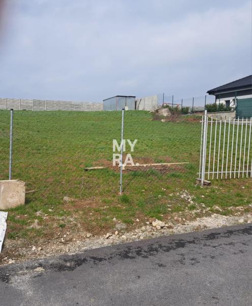 Stavebný pozemok - ROZHANOVCE