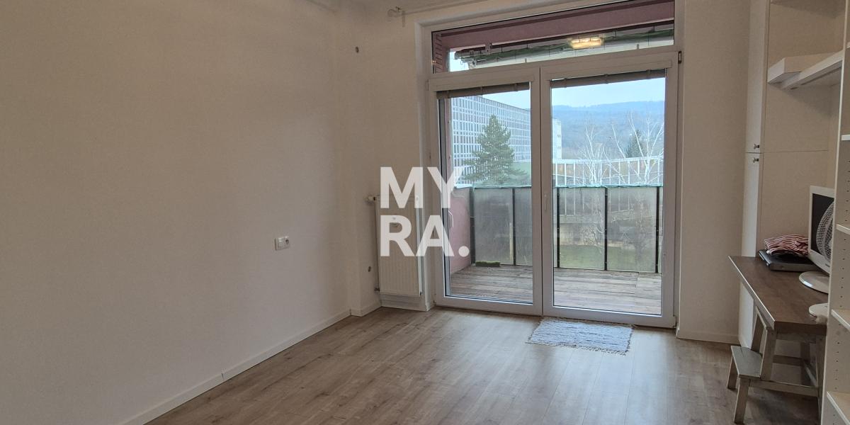 NA PRENÁJOM / 2-izbový byt, 61 m2, ul. 17. novembra, Prešov