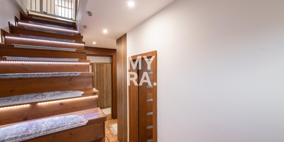 PREDAJ: 4-izbový nadštandardný mezonetový byt, 112 m², 2 kúpeľne, Budovateľská ulica, Prešov