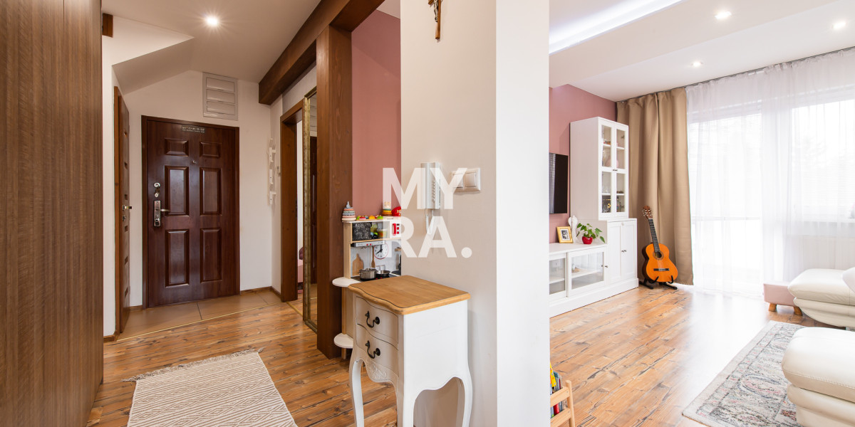 PREDAJ: 4-izbový nadštandardný mezonetový byt, 112 m², 2 kúpeľne, Budovateľská ulica, Prešov