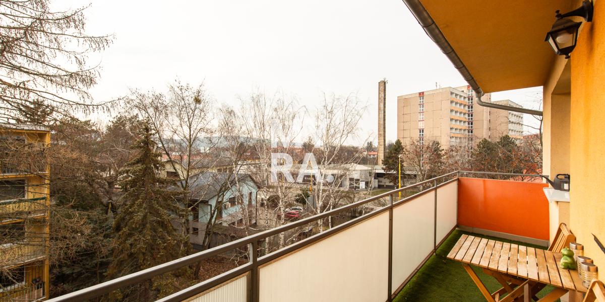 PREDAJ: 4-izbový nadštandardný mezonetový byt, 112 m², 2 kúpeľne, Budovateľská ulica, Prešov