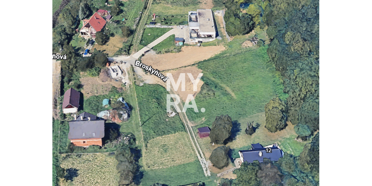 Na predaj stavebný pozemok s projektom 2500  m2, ul. Broskyňová, Prešov