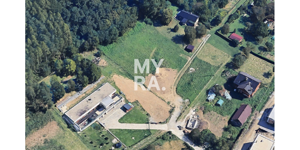Na predaj stavebný pozemok s projektom 2500  m2, ul. Broskyňová, Prešov