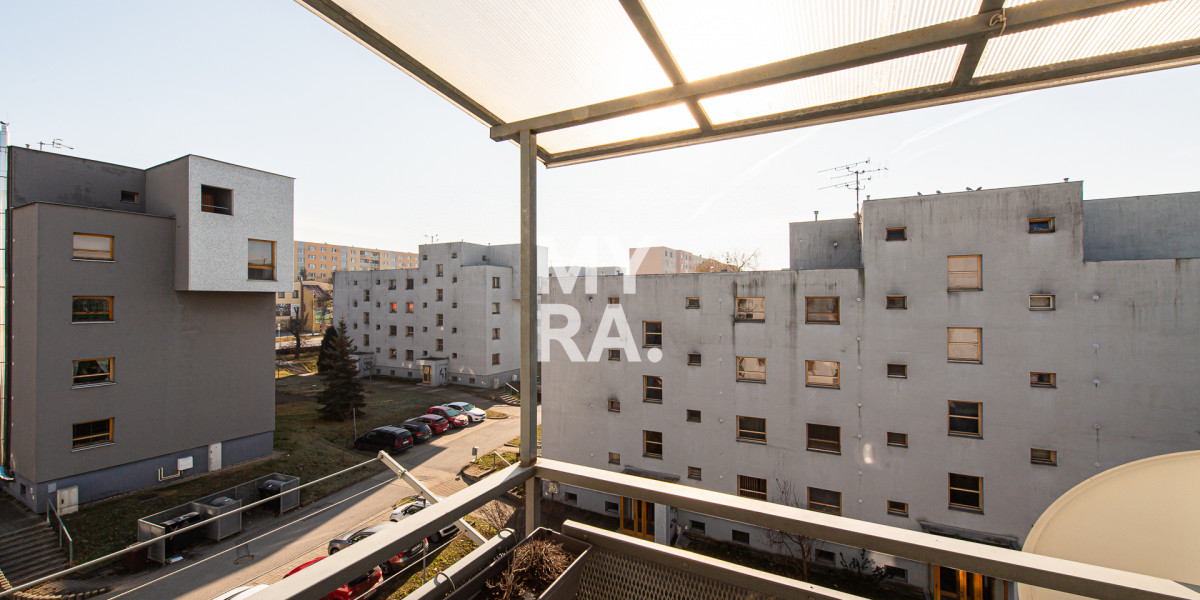 PREDAJ / 2,5-izbový byt 57 m2 s balkónom/ ul. Majakovského / Prešov