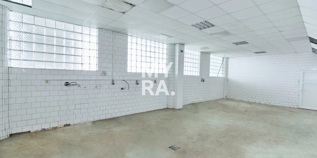 ZNÍŽENÁ CENA! Priestory na prenájom – Petrovianska ulica, Prešov