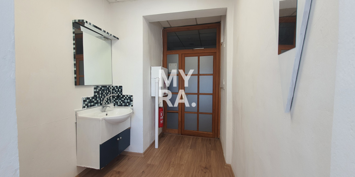 Kancelária s umývadlom 12,33m2 Kukučínova - Prenájom