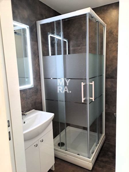 Prenájom - 2 izbový byt - Polárna - Jazero