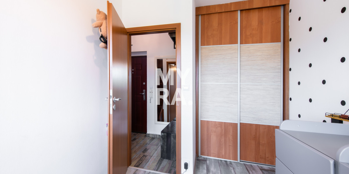 Štýlový 2-izbový mezonetový byt s dvoma balkónmi – blízko centra, Prešov