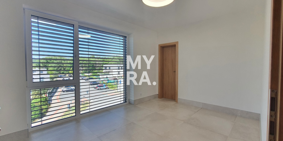 *Rezervovaný*Nádherný 4izbový byt Lorinčík Háje 106,02m2, terasa 21,13 m2