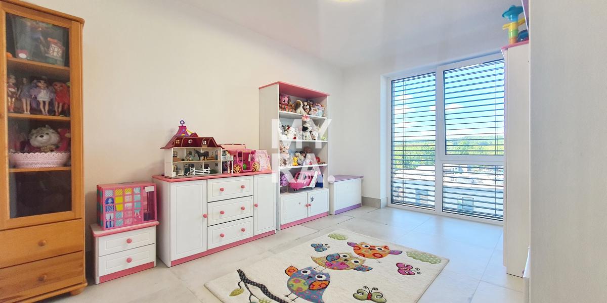 *Rezervovaný*Nádherný 4izbový byt Lorinčík Háje 106,02m2, terasa 21,13 m2